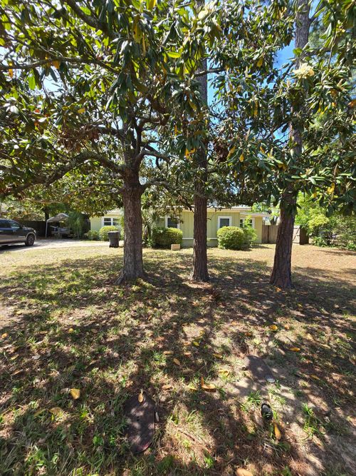 48 Ferry Rd Ne, Fort Walton Beach, FL, 32548-5172 | Card Image