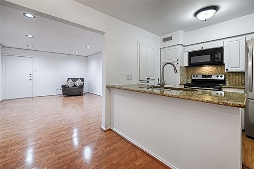 apt-b-5808 Sandhurst Ln, Dallas, TX, 75206-4928 | Card Image