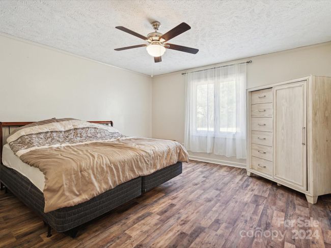 MAIN FLOOR BEDROOM | Image 18