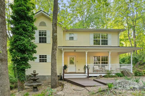 48 Mountain Site Ln, Asheville, NC, 28803-2153 | Card Image