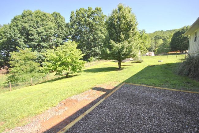 112 Half Moon Ln, House other with 3 bedrooms, 3 bathrooms and null parking in Rustburg VA | Image 43