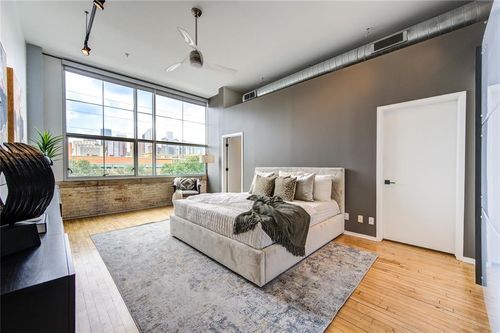 apt-218-1312 Live Oak St, Houston, TX, 77003-4436 | Card Image
