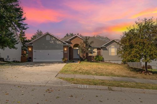 1304 Carolina Dr, COLUMBIA, MO, 65202-6412 | Card Image