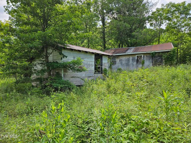6770 State Route 606, Home with 0 bedrooms, 0 bathrooms and null parking in Keokee VA | Image 5