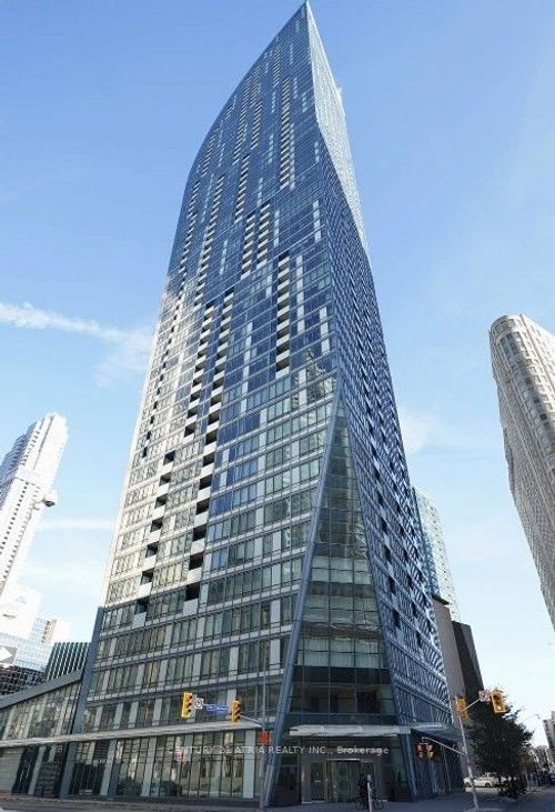 2002-8 The Esplanade Avenue, Toronto, ON, M5E0A6 | Card Image