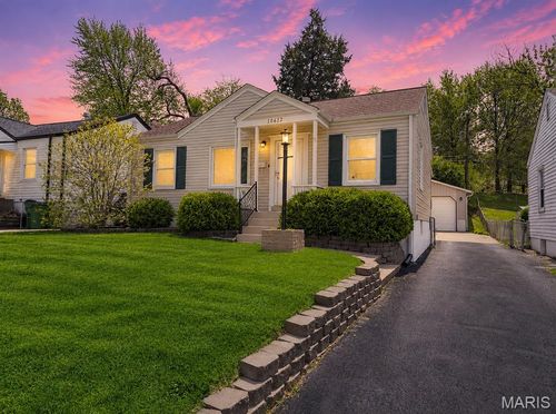10632 Saint Francis Ln, Saint Ann, MO, 63074-3410 | Card Image