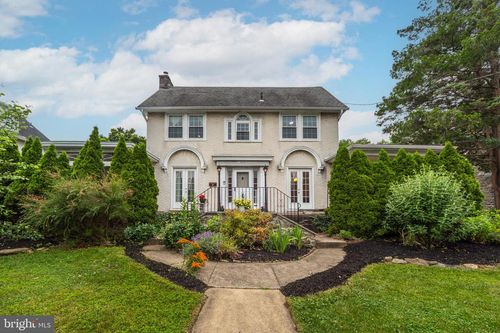 824 Lindale Ave, DREXEL HILL, PA, 19026-3307 | Card Image