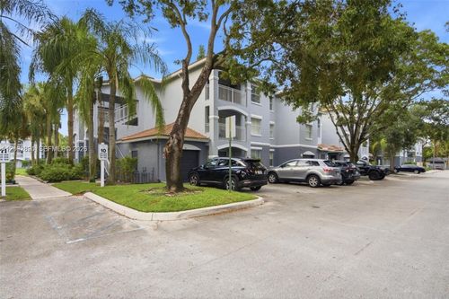 10-302-9615 Nw 1st Ct, Pembroke Pines, FL, 33024-6295 | Card Image
