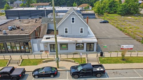 497 Broadway, Monticello, NY, 12701-1106 | Card Image