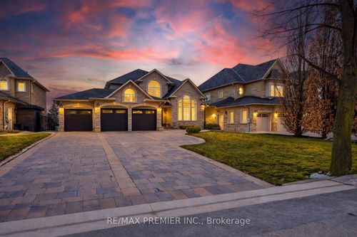 85 Gregory Scott Dr, Woodbridge, ON, L4H1K7 | Card Image