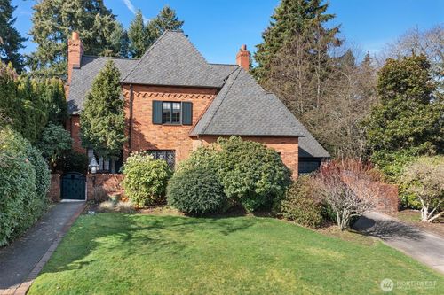 2025 Parkside Dr E, Seattle, WA, 98112-2303 | Card Image