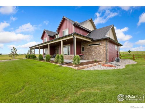 9260 Meadow Farms Dr, Milliken, CO, 80543-8904 | Card Image
