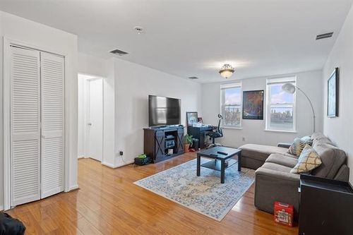 apt-d4-6405 Kennedy Blvd, West New York, NJ, 07093-4168 | Card Image