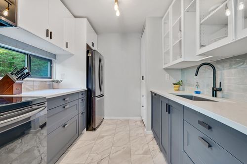 105-15041 Prospect Ave, White Rock, BC, V4B2B5 | Card Image