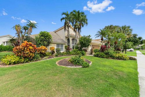 7351 Sterling Falls Ln, Boynton Beach, FL, 33437-6305 | Card Image