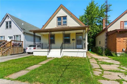 8 Maitland St, Thorold, ON, L2V3A5 | Card Image