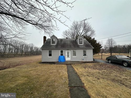 4811 Church Rd, CHAMBERSBURG, PA, 17202-9356 | Card Image