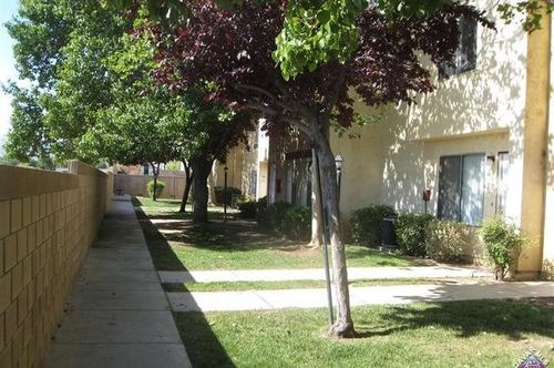 apt-20-1750 E Avenue Q14, Palmdale, CA, 93550-5147 | Card Image