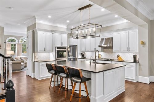 2606 Brookhaven Chase Ln Ne, Brookhaven, GA, 30319-3479 | Card Image