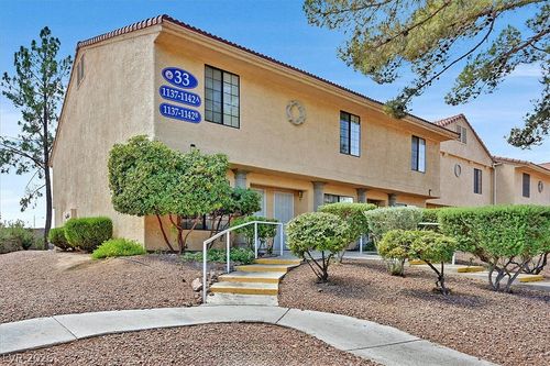 1141a-2851 S Valley View Blvd, Las Vegas, NV, 89102-0133 | Card Image