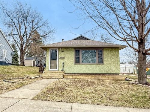 700 N Main St, Fairmont, MN, 56031-1635 | Card Image