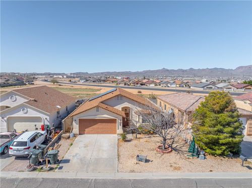 3445 N Apache St, Kingman, AZ, 86401-3867 | Card Image