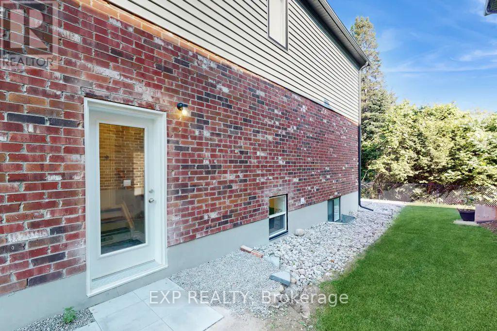 Residential Lease in Midland 3