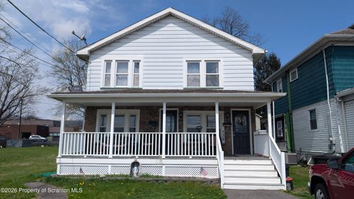 734 S Main St, Taylor, PA, 18517-1826 | Card Image