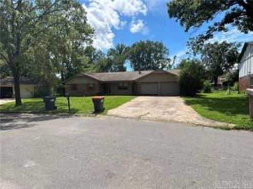 1507 N Jackson Ave, Russellville, AR, 72801-3203 | Card Image