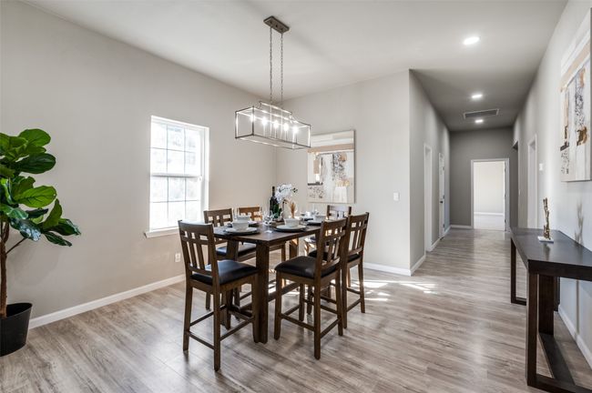 410 S Grand Ave, House other with 4 bedrooms, 3 bathrooms and null parking in Gainesville TX | Image 6