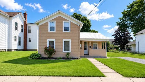30 Rumsey Street, Seneca Falls, NY, 13148 | Card Image