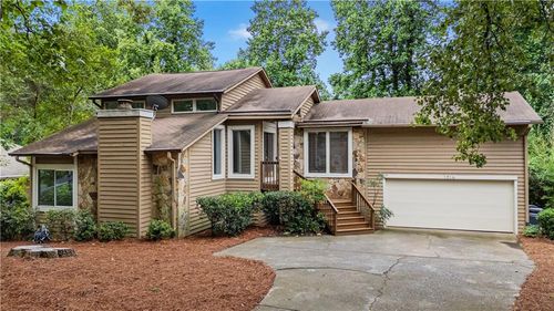 1016 Muirfield Dr, Marietta, GA, 30068-2645 | Card Image