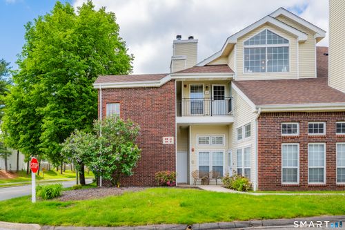 29-29 Carriage Crossing Ln, Middletown, CT, 06457-5835 | Card Image