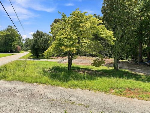 170 Singing Pines Rd, Seneca, SC, 29678-1812 | Card Image