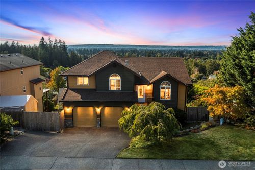 8504 76th Ave Ne, Marysville, WA, 98270-7600 | Card Image