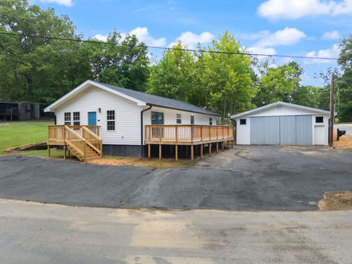 5 Dog Dr, Springville, TN, 38256-4360 | Card Image