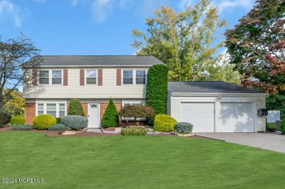 30 Prescott Drive, House other with 4 bedrooms, 2 bathrooms and null parking in Marlboro NJ | Image 1