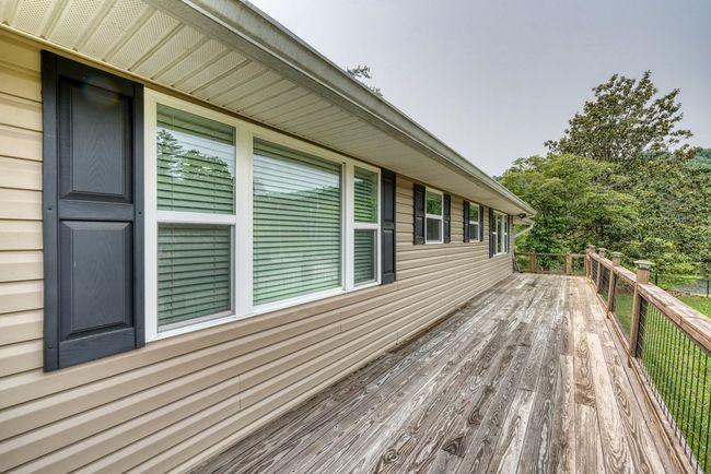 497 Hidden Lake Rd, Home with 2 bedrooms, 2 bathrooms and 2 parking in Blairsville GA | Image 13