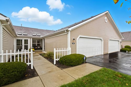 36 Ellington Commons Ln, Granville, OH, 43023-8003 | Card Image