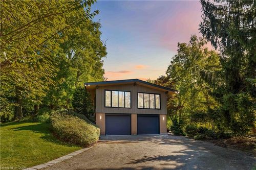 154 Middletown Rd, Dundas, ON, L9H5E1 | Card Image