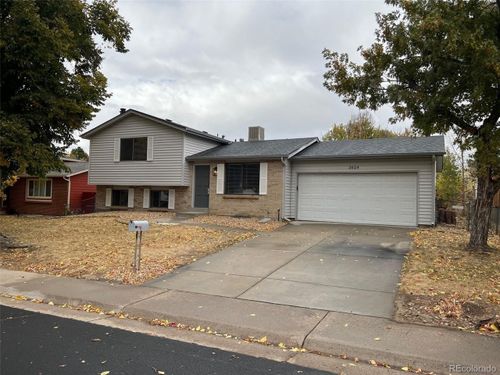 2604 Carson Way, Aurora, CO, 80014-2304 | Card Image