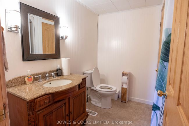 1342 Detlor Rd, House other with 3 bedrooms, 1 bathrooms and 10 parking in L'amable ON | Image 15