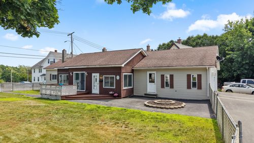 39 Front St, Old Town, ME, 04468-1111 | Card Image