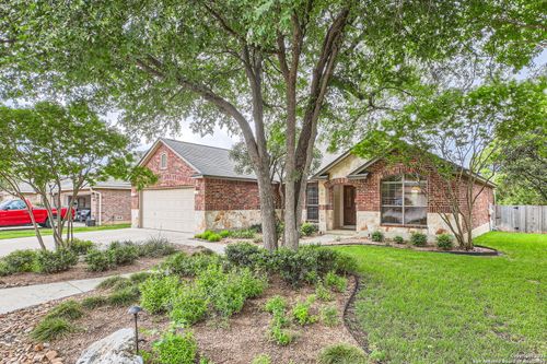 9232 Larsons Ln, Helotes, TX, 78023-4398 | Card Image