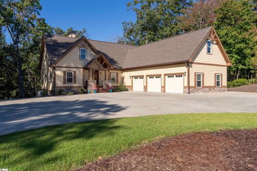 304 Woodgreene Ct, Salem, SC, 29676-4643 | Card Image
