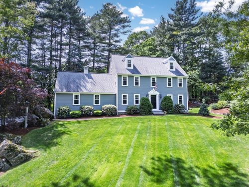 28 Old Farm Rd, Hopkinton, MA, 01748-2157 | Card Image