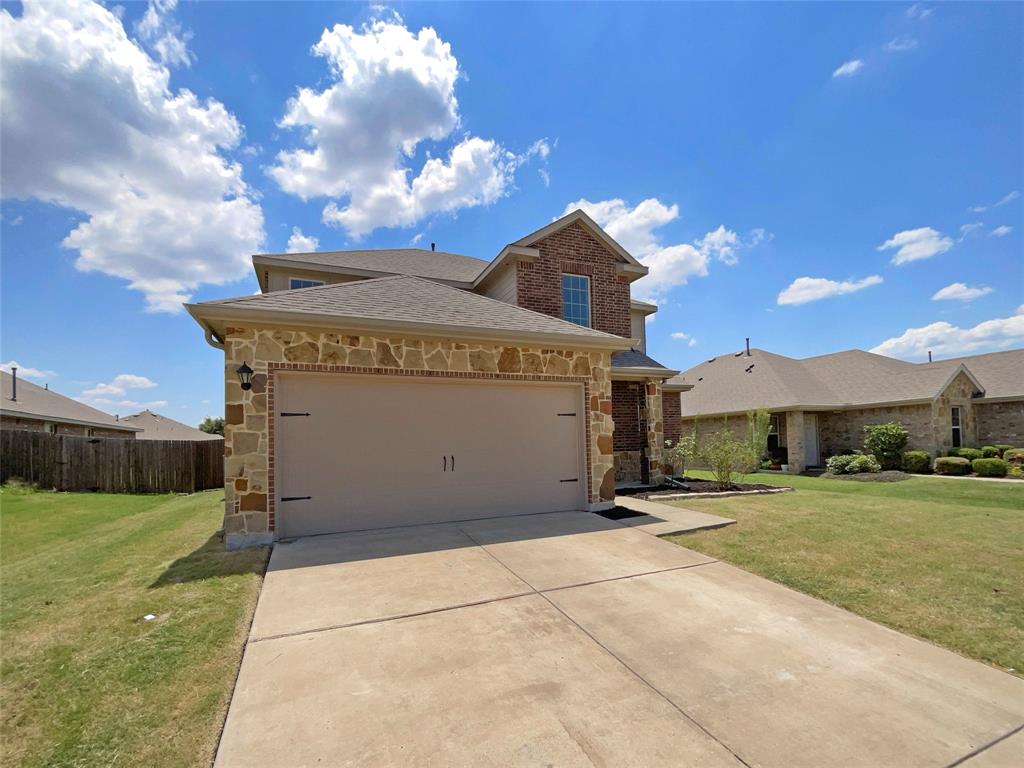 Gallop Ct, Waxahachie, TX 75165
