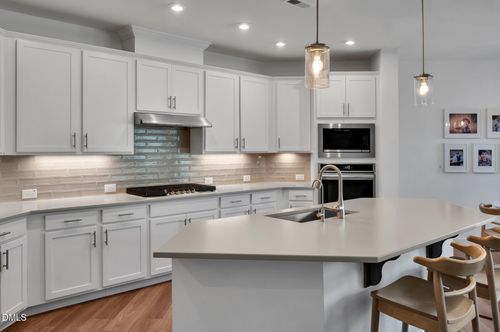 43 Balfour Run, Chapel Hill, NC, 27516-4266 | Card Image