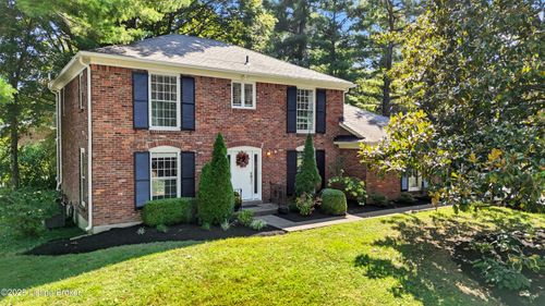 2405 Stannye Ct, Louisville, KY, 40222-6334 | Card Image