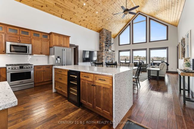 64 Mccord's Rd, House other with 5 bedrooms, 3 bathrooms and 10 parking in McKellar ON | Image 7